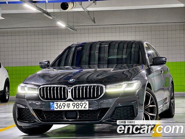 BMW 5-Series 2021 — photo 11