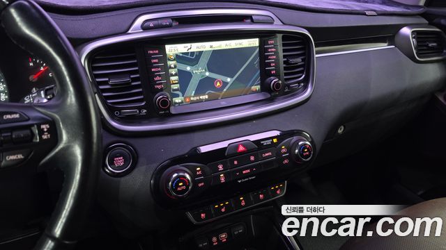 Kia Sorento 2016 — photo 19