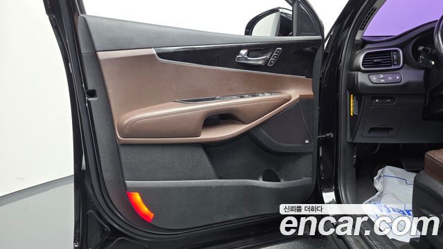 Kia Sorento 2016 — photo 14
