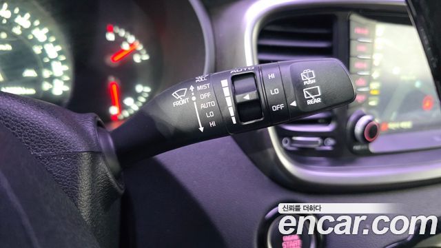 Kia Sorento 2016 — photo 29