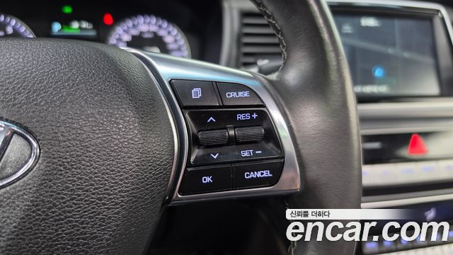 Hyundai Sonata 2018 — photo 16