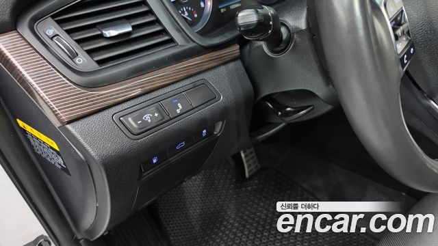 Hyundai Sonata 2018 — photo 18