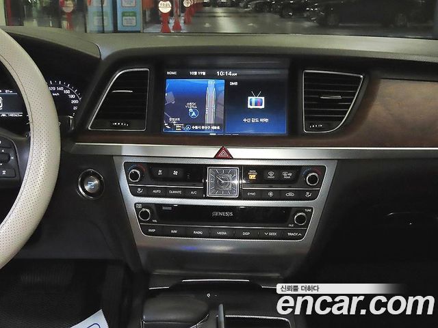 Genesis G80 2019 — photo 11