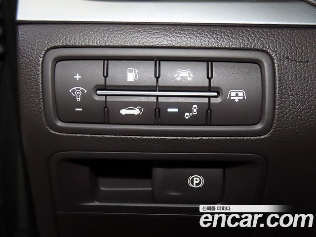 Genesis G80 2019 — photo 15
