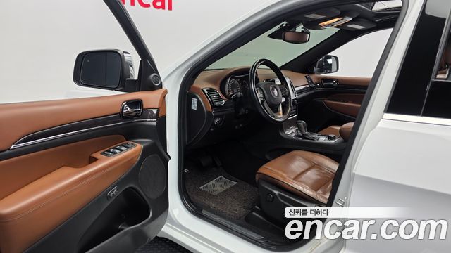 Jeep Cherokee 2021 — photo 10