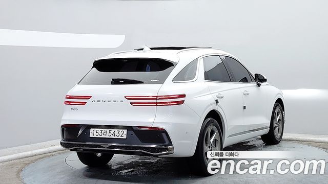 Genesis GV70 2025 — photo 4