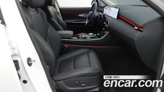 Genesis GV70 2025 — photo 10