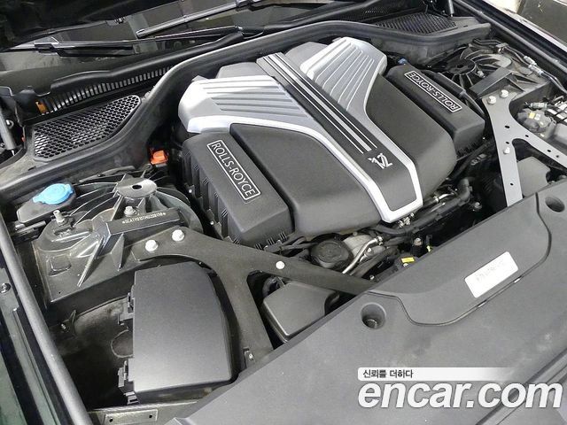 Rolls-Royce Ghost 2021 — photo 18