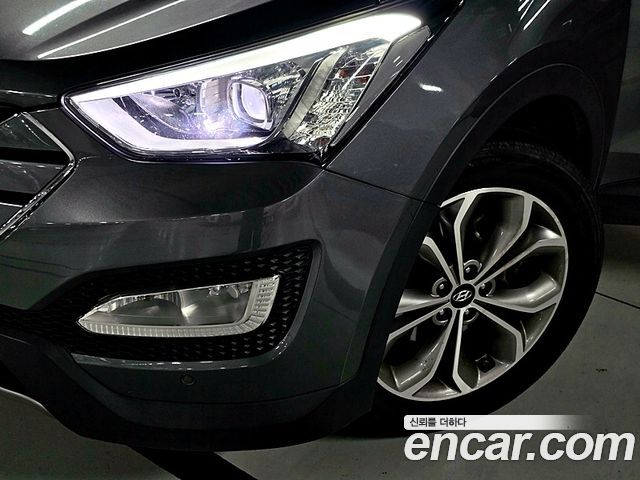 Hyundai Santafe 2015 — photo 13