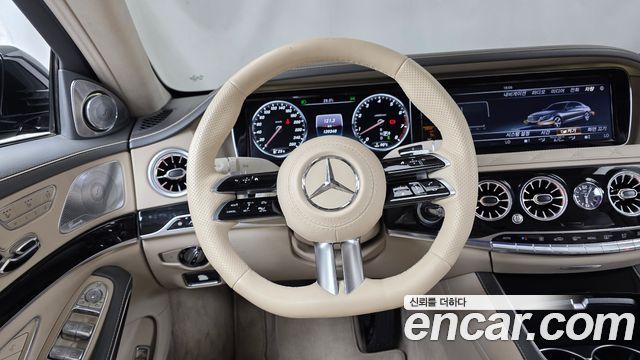 Mercedes-Benz S-Class 2016 — photo 18