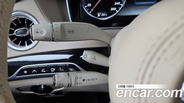 Mercedes-Benz S-Class 2016 — photo 28