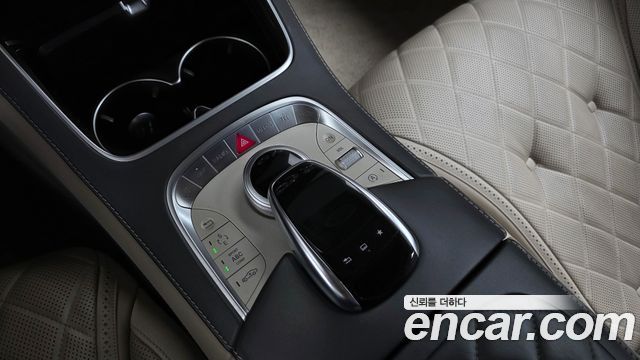 Mercedes-Benz S-Class 2016 — photo 34