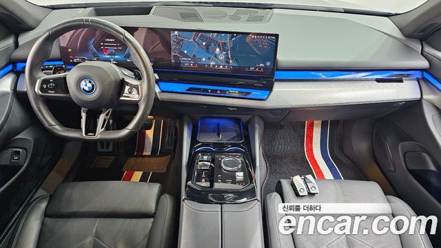 BMW 5-Series 2024 — photo 10