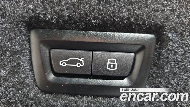 BMW 5-Series 2024 — photo 23