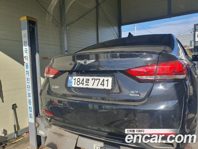 Genesis G80 2017 — photo 2