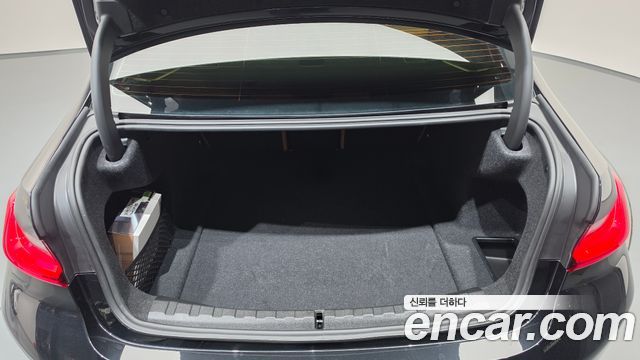 BMW 3-Series 2026 — photo 26