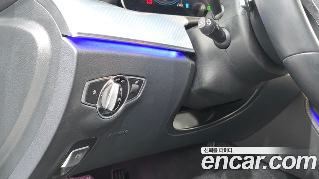 Mercedes-Benz E-Class 2021 — photo 21
