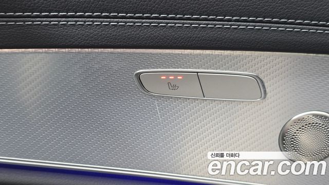 Mercedes-Benz E-Class 2021 — photo 31