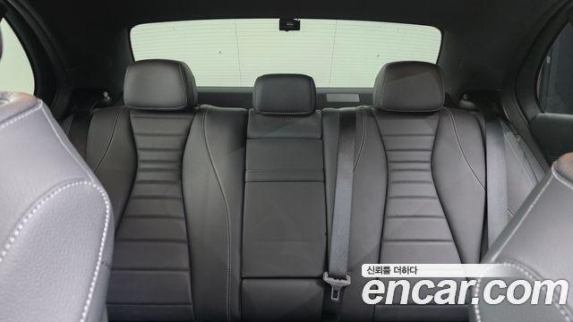 Mercedes-Benz E-Class 2021 — photo 34
