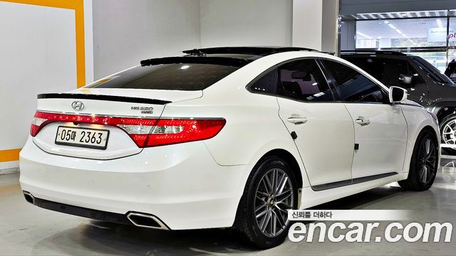 Hyundai Grandeur 2015 — photo 4