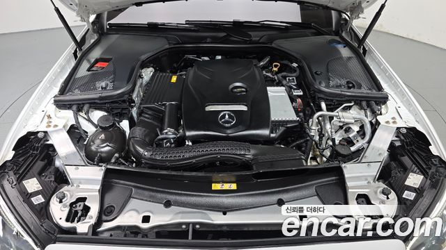 Mercedes-Benz E-Class 2021 — photo 6
