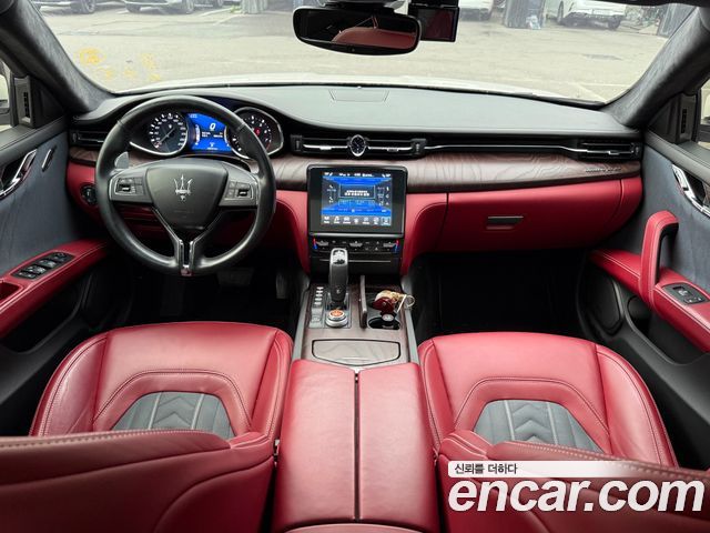 Maserati Quattroporte 2019 — photo 5