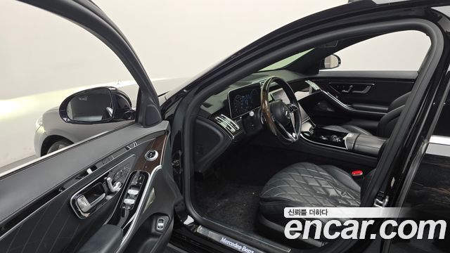 Mercedes-Benz S-Class 2021 — photo 13