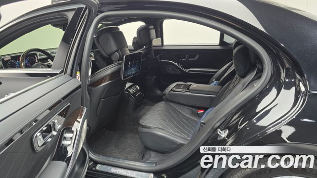 Mercedes-Benz S-Class 2021 — photo 17