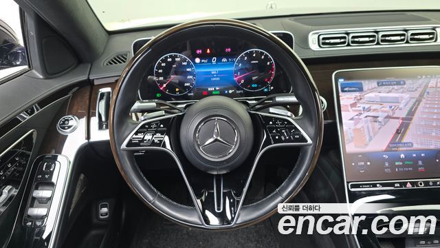 Mercedes-Benz S-Class 2021 — photo 19