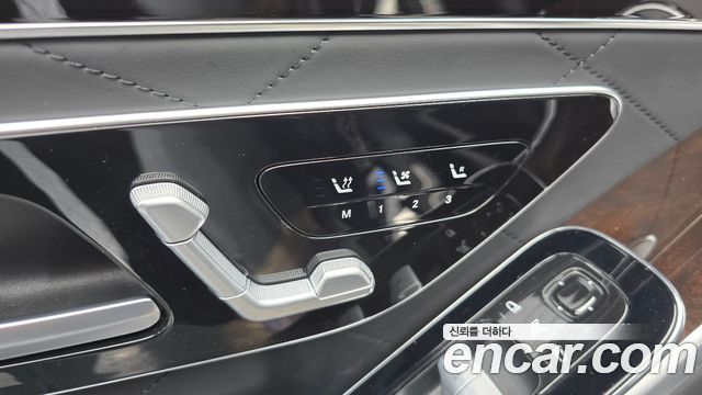 Mercedes-Benz S-Class 2021 — photo 24