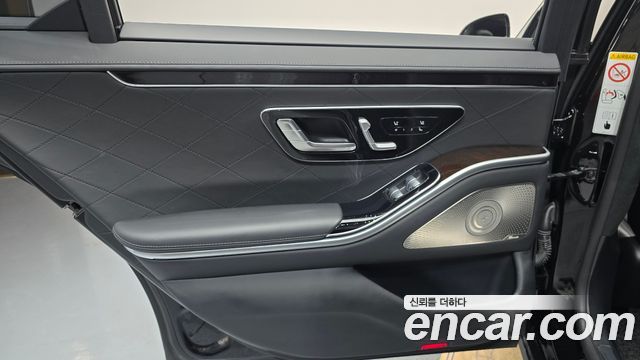 Mercedes-Benz S-Class 2021 — photo 15