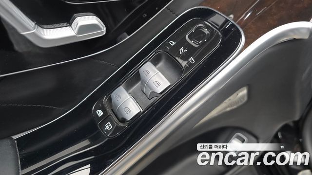 Mercedes-Benz S-Class 2021 — photo 27