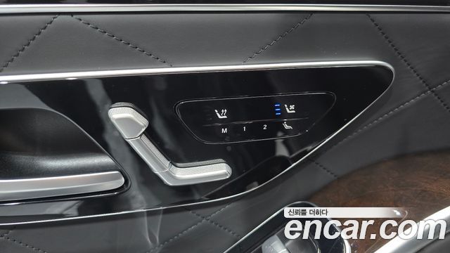 Mercedes-Benz S-Class 2021 — photo 31