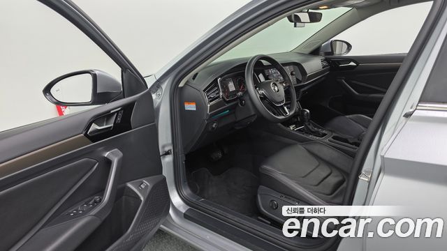 Volkswagen Jetta 2020 — photo 10