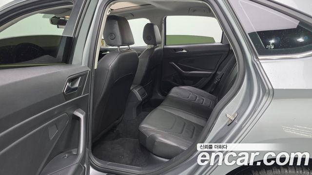 Volkswagen Jetta 2020 — photo 11