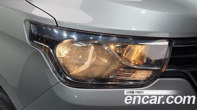 Hyundai Starex 2018 — photo 8