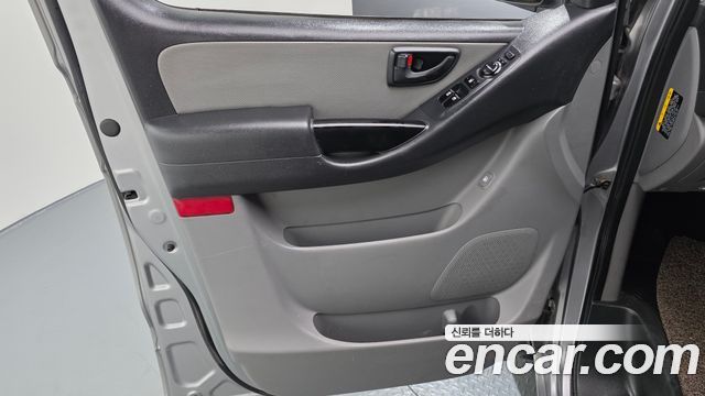 Hyundai Starex 2018 — photo 14