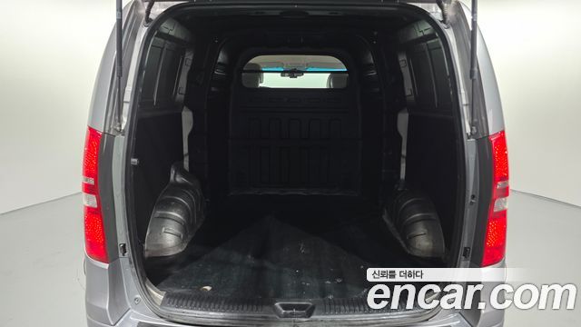 Hyundai Starex 2018 — photo 29