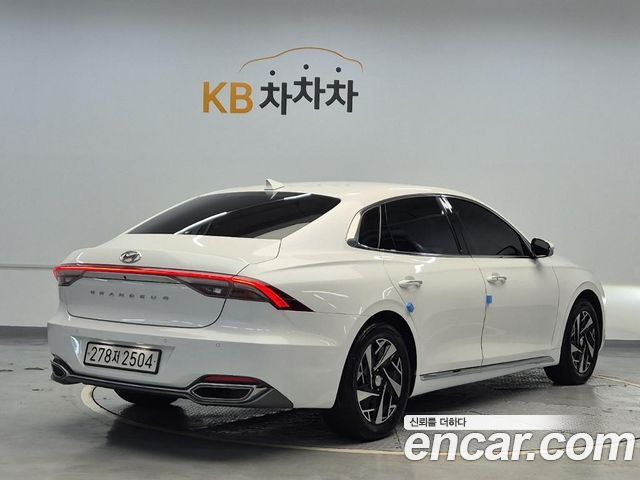 Hyundai Grandeur 2022 — photo 3