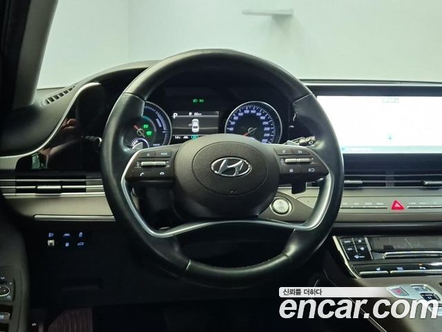 Hyundai Grandeur 2022 — photo 8