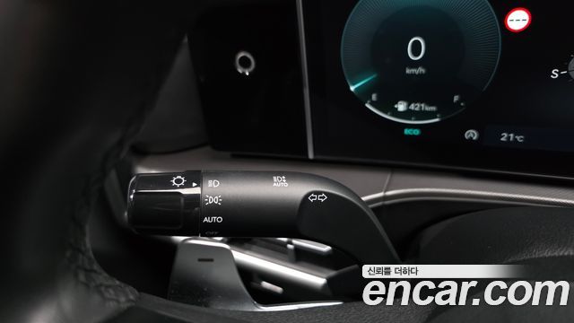 Hyundai Santafe 2024 — photo 30