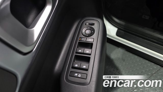 Hyundai Santafe 2024 — photo 31