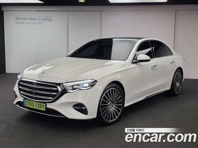 Mercedes-Benz E-Class 2026 — photo 1