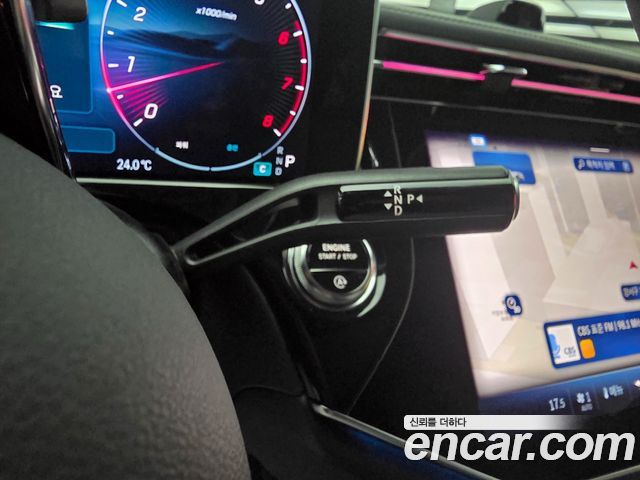 Mercedes-Benz E-Class 2026 — photo 9