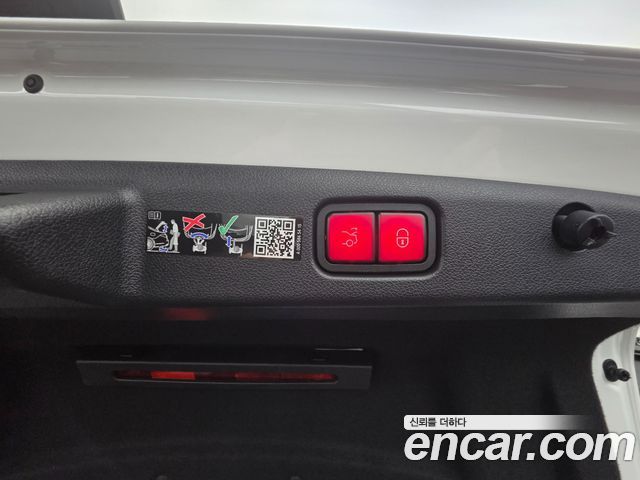 Mercedes-Benz E-Class 2026 — photo 15
