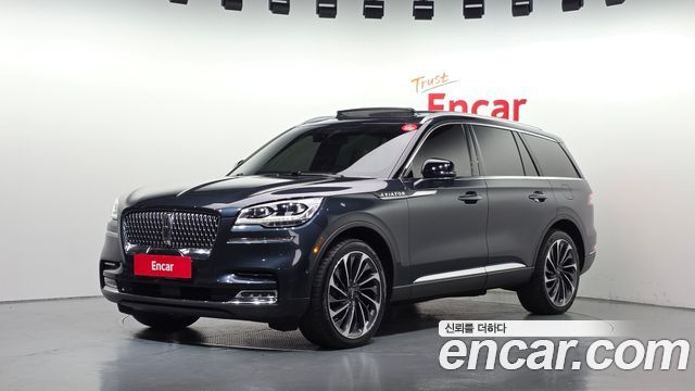 Lincoln Aviator 2023 — photo 1