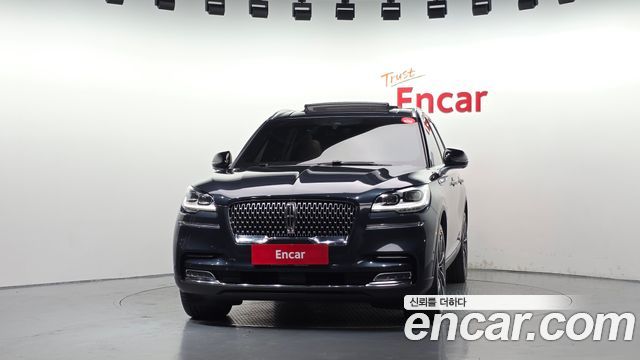 Lincoln Aviator 2023 — photo 3