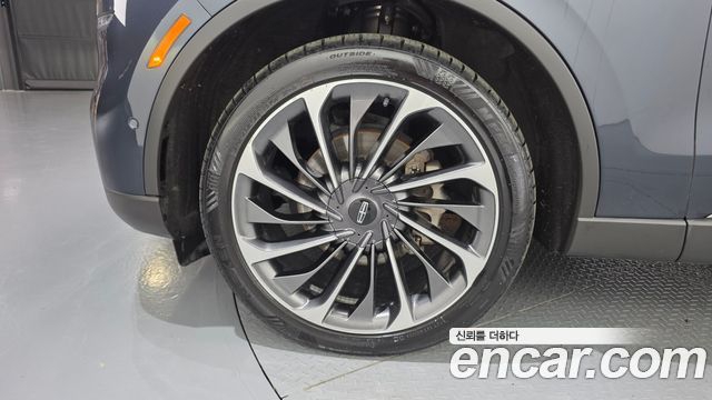 Lincoln Aviator 2023 — photo 5