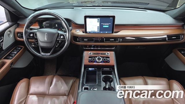 Lincoln Aviator 2023 — photo 10