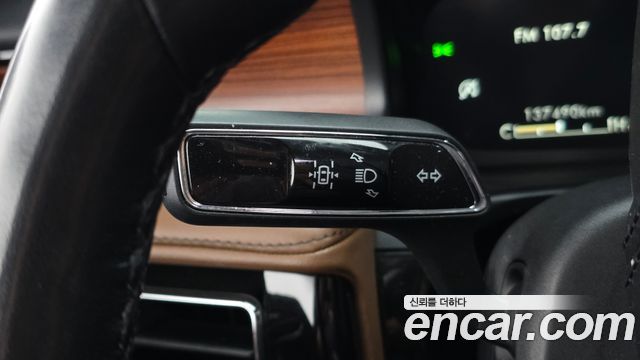 Lincoln Aviator 2023 — photo 23